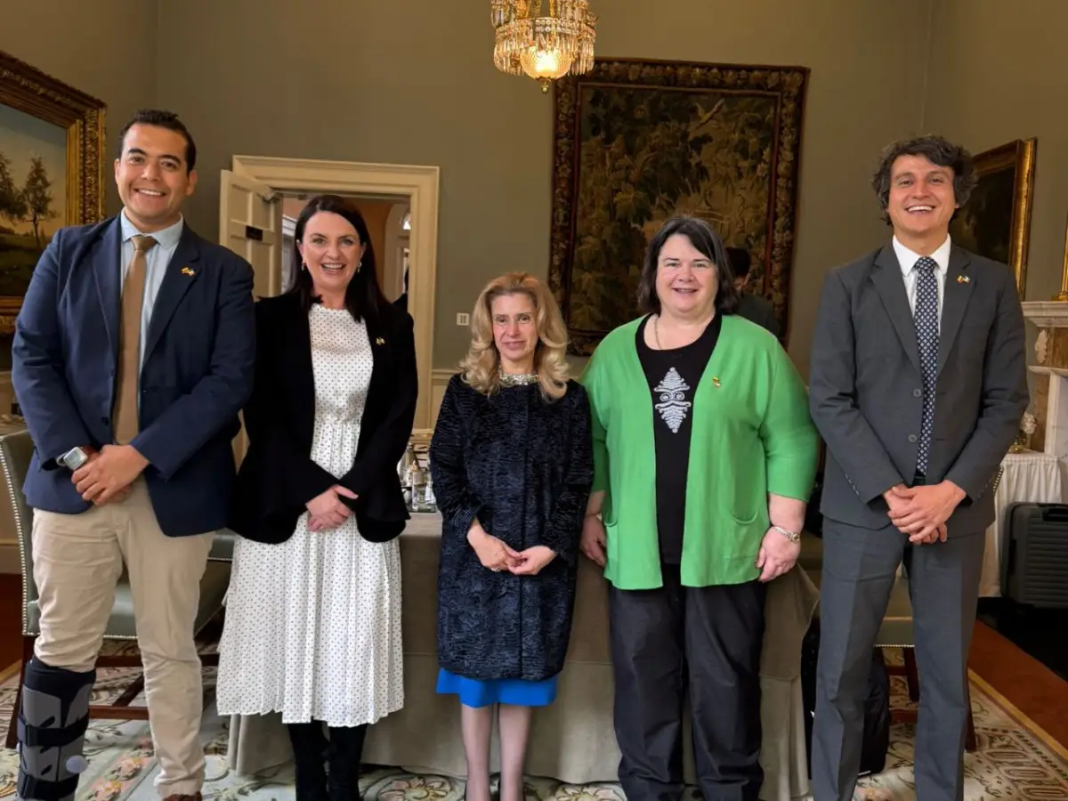 Solnua_Columbian-Ambasssador-to-Ireland